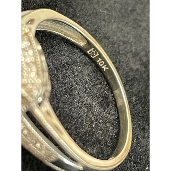 Women's 10K Gold Ring Amethyst Ring Size 7 GUC - Picture 9 of 9